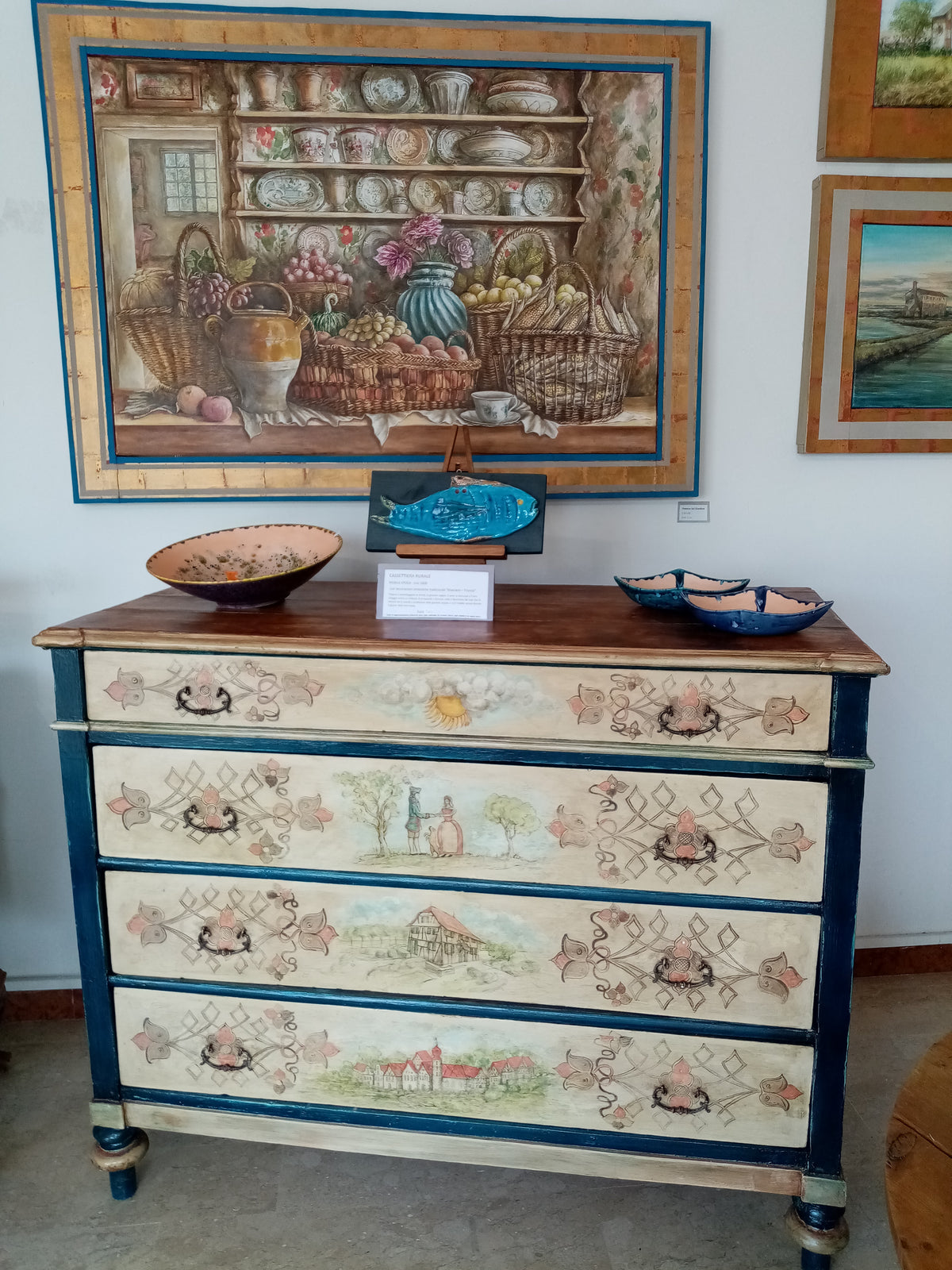 Cassettiera alsaziana 1800 decorazioni simboliche - Mobile d'arte rurale restaurato