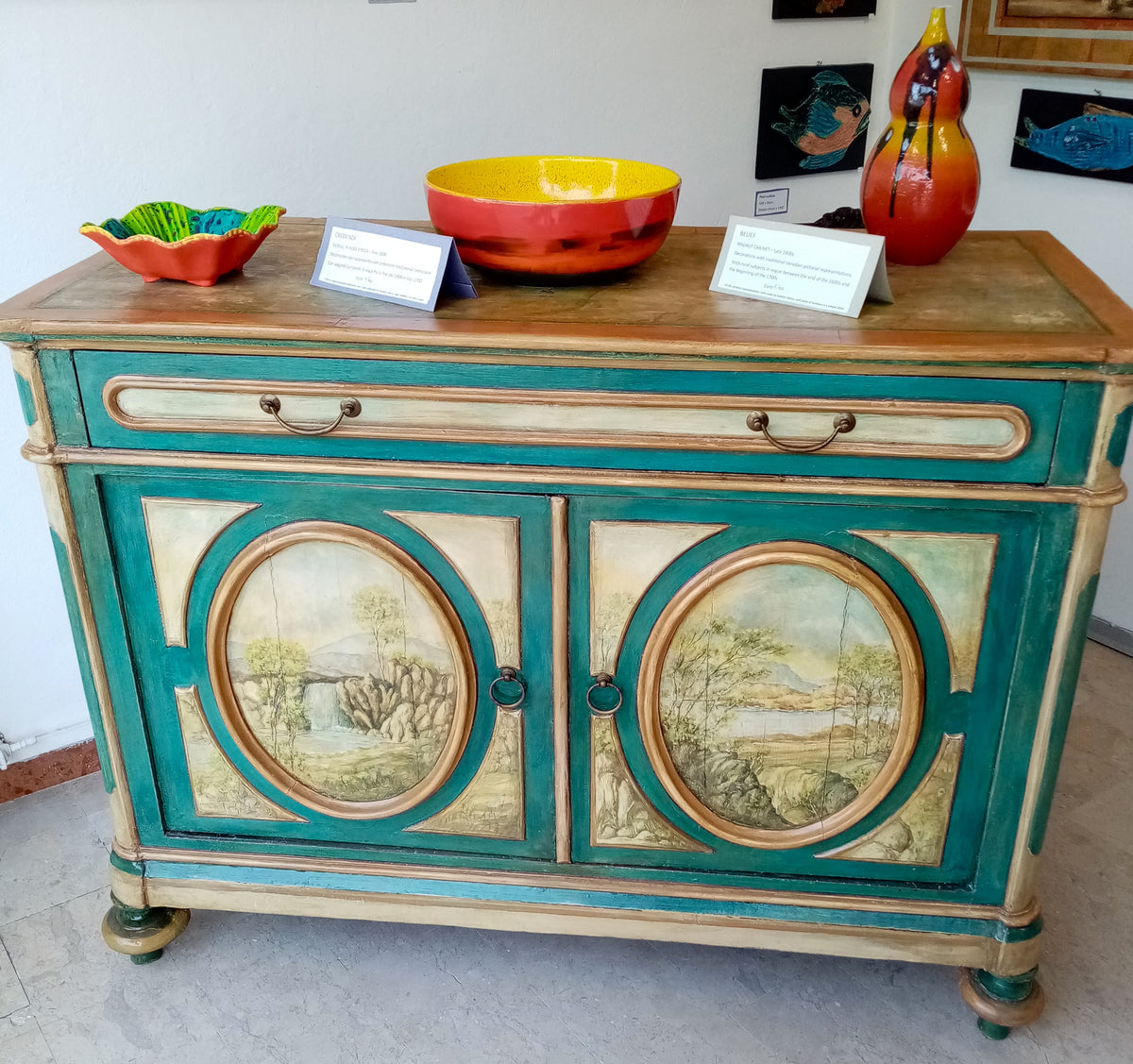 Vista completa credenza madia epoca - Mobile d'arte italiano fine 1800
