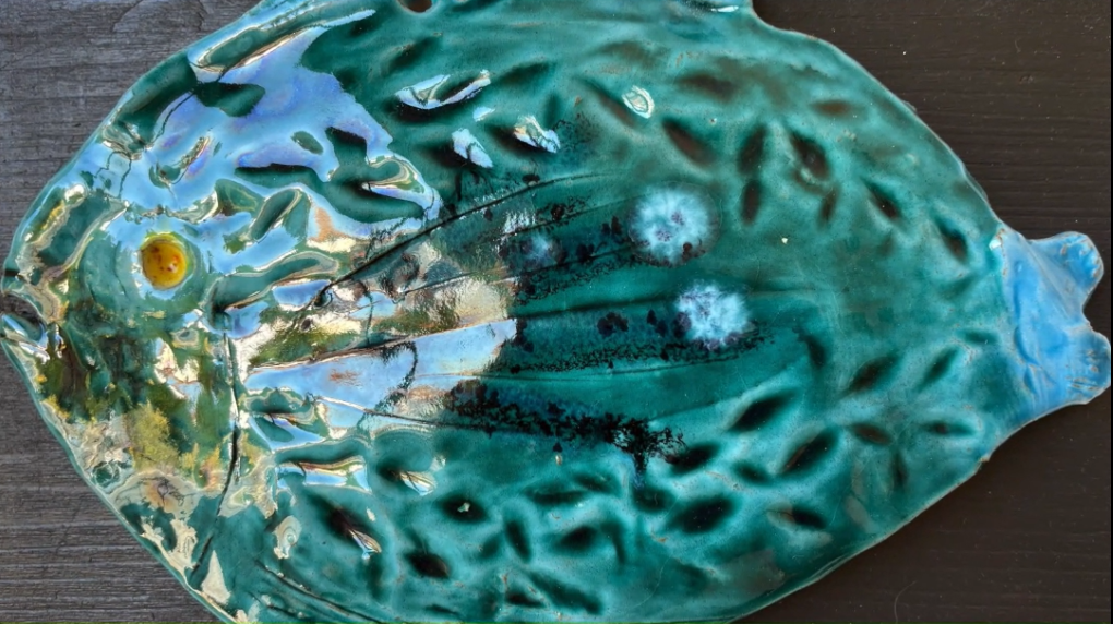 Pesce Turchesino Ceramica su Legno - Scultura Artistica Italiana